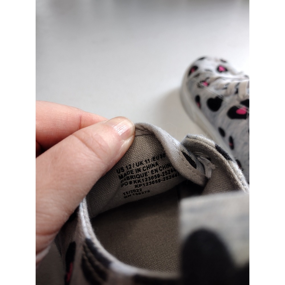 FabKids Girls Grey Pink Heart Leopard Print Canvas Sneakers Shoes Size‎ 12 - Picture 6 of 6